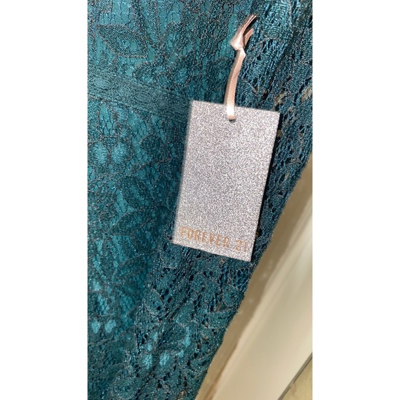 Green V Neckline Lace Overlay Bell Sleeve Homecoming Prom Dress spring time - Picture 5 of 7